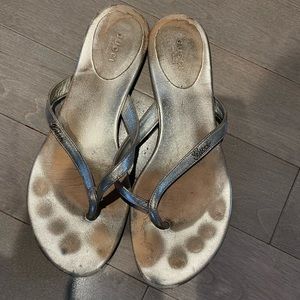 Gucci flip flops sz 8.5